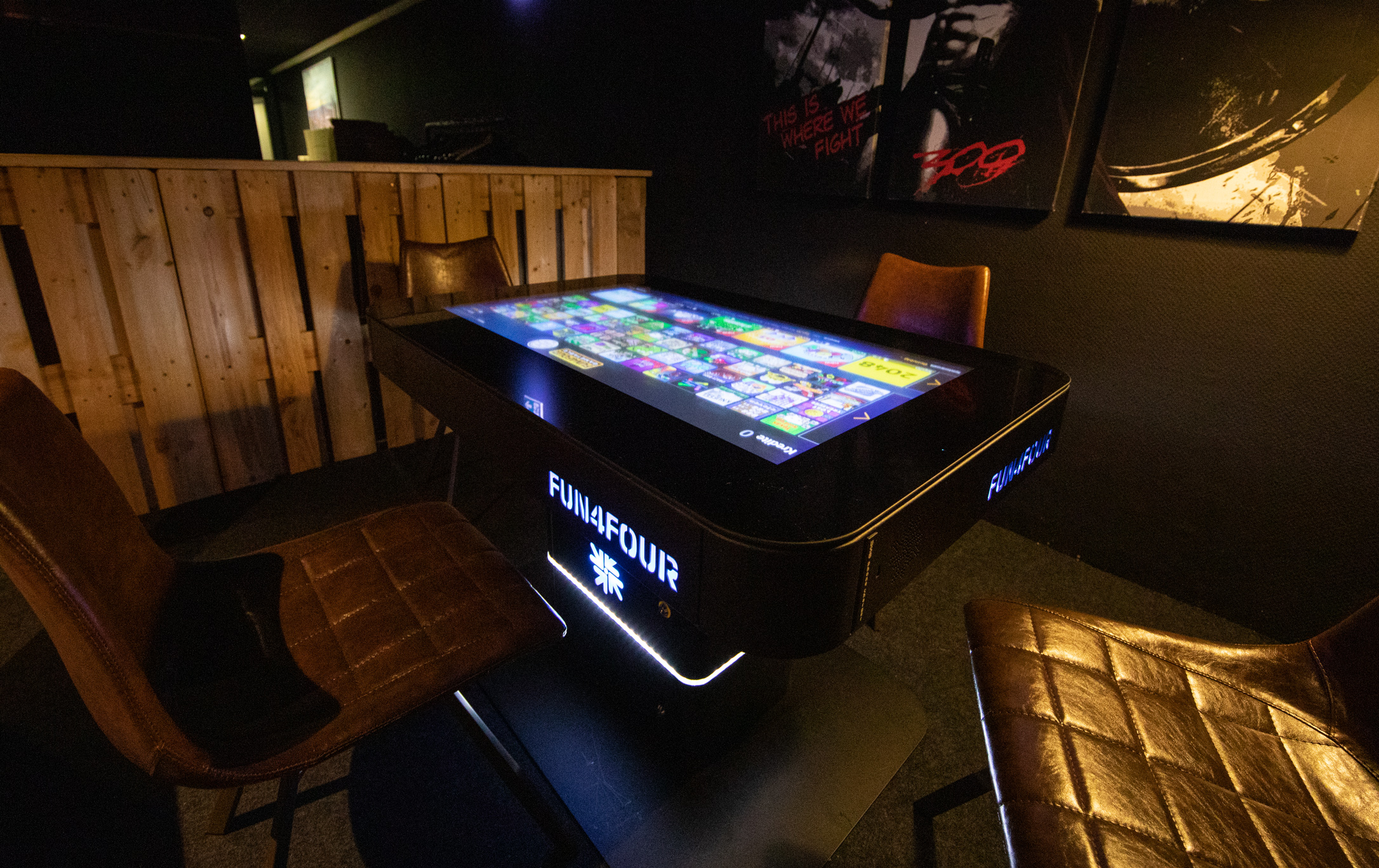 Bar, Bowling, Kicker, Billard, Darts und Airhockey Freizeitcenter Emden